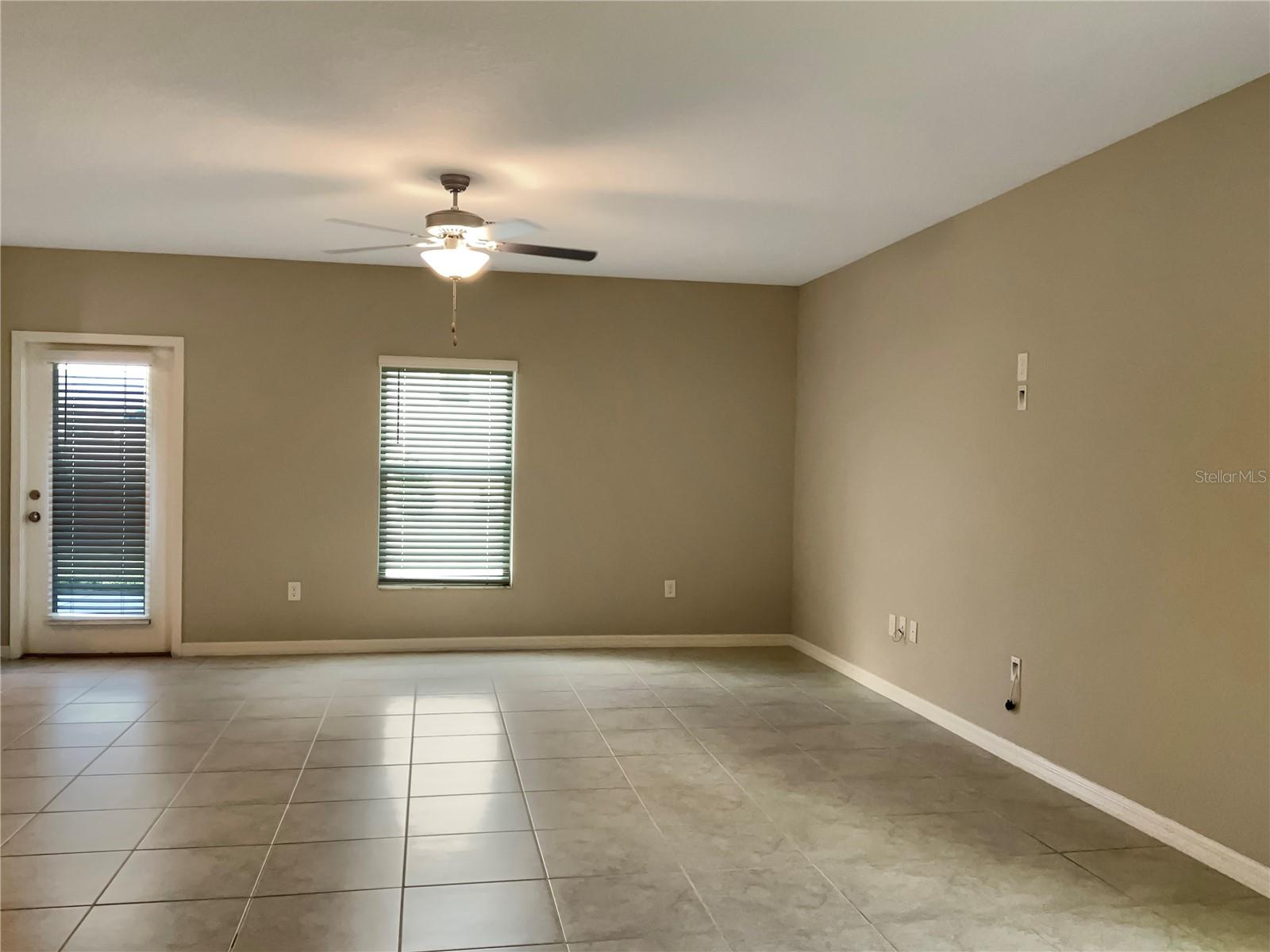 15527 PEACE RIVER PL, SUN CITY CENTER, FL, 33573