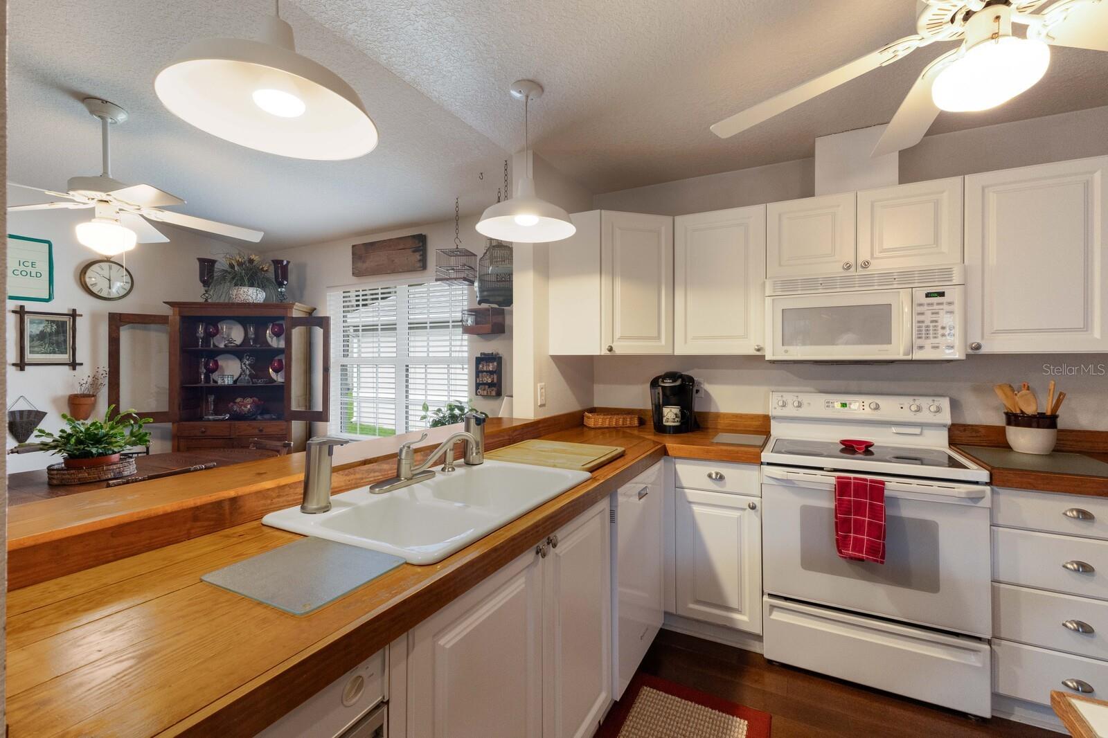 2407 WATERFORD CT, PALMETTO, FL, 34221