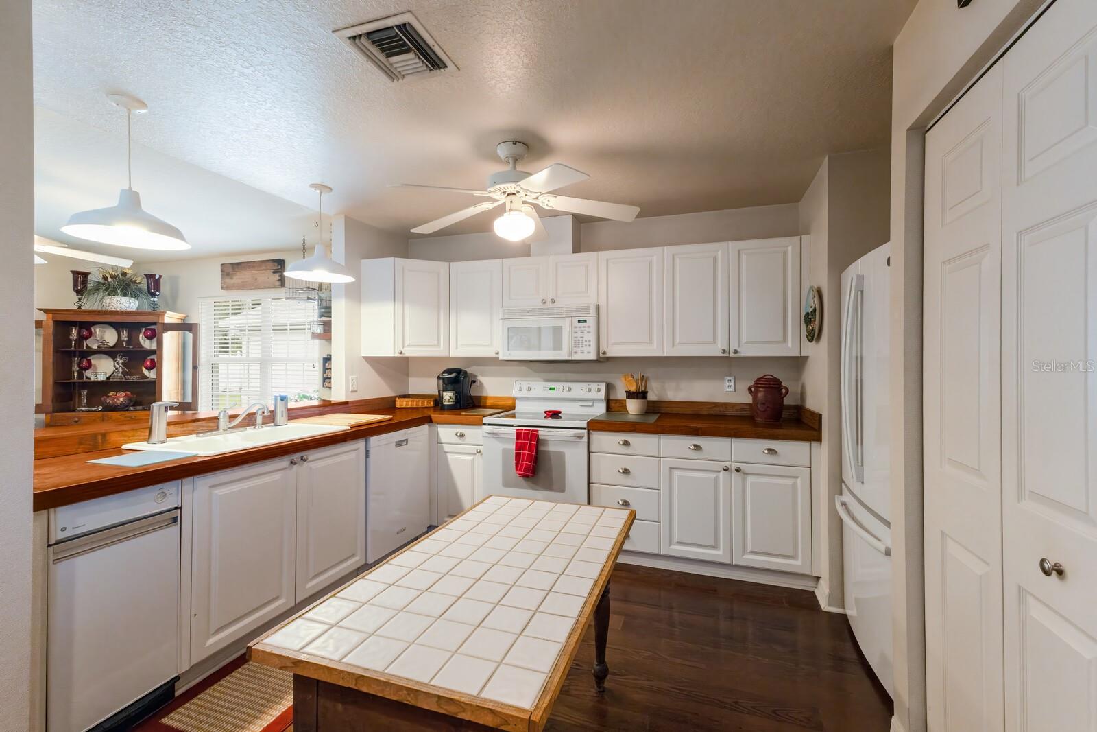 2407 WATERFORD CT, PALMETTO, FL, 34221