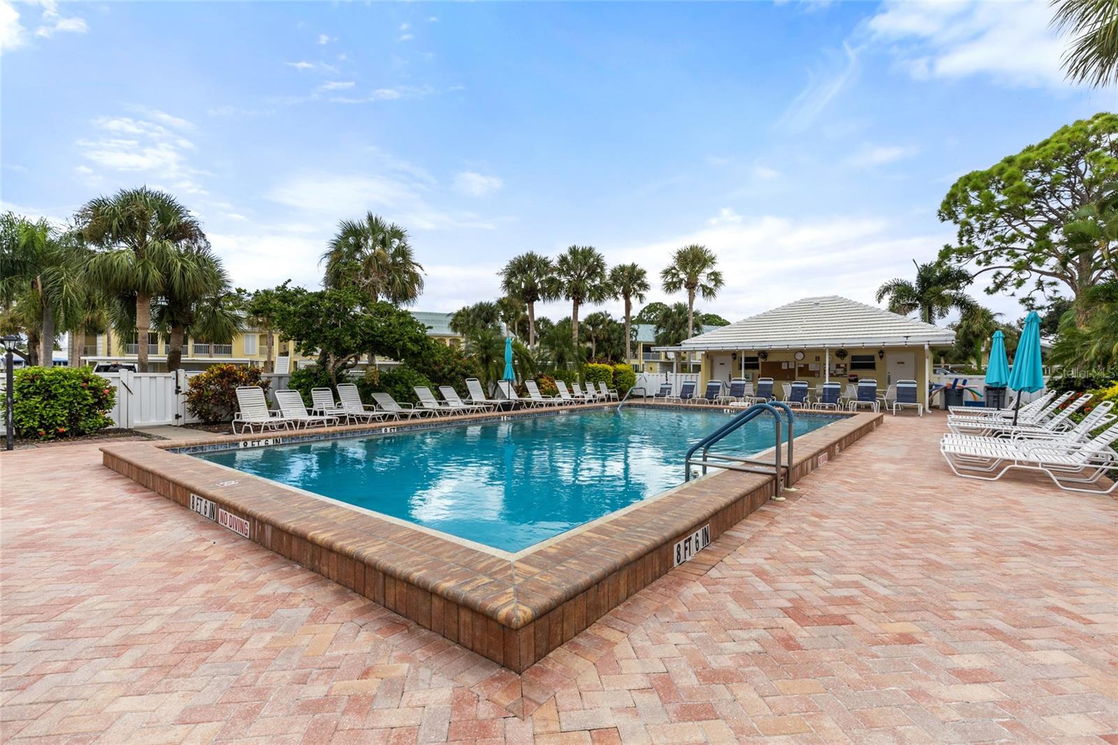 410 CERROMAR CIR S #242, VENICE, FL, 34293