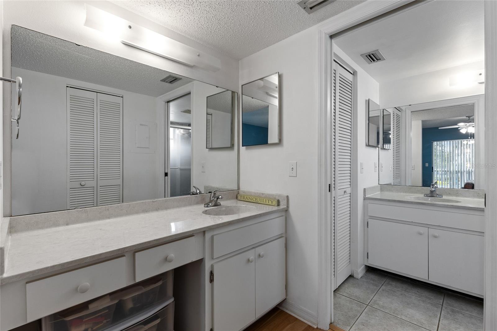 410 CERROMAR CIR S #242, VENICE, FL, 34293