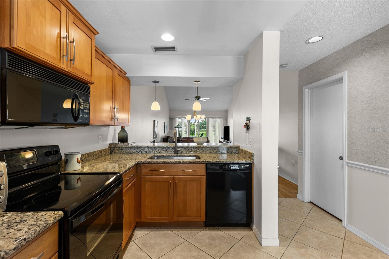 410 CERROMAR CIR S #242, VENICE, FL, 34293