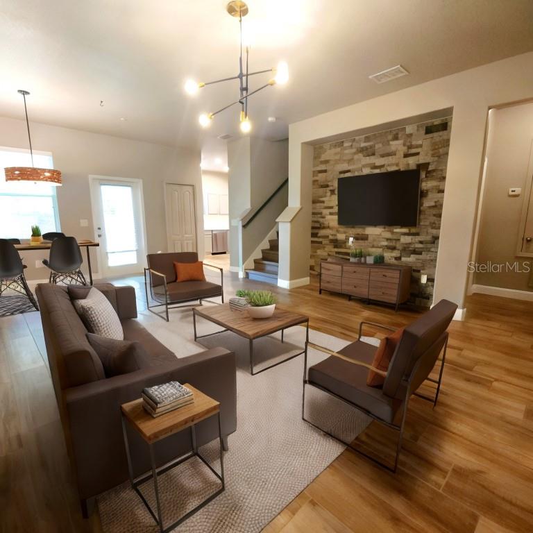 1053 PRIORY CIR, WINTER GARDEN, FL, 34787