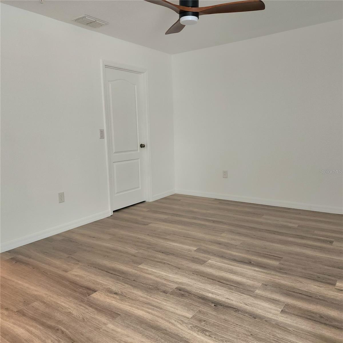 1053 PRIORY CIR, WINTER GARDEN, FL, 34787