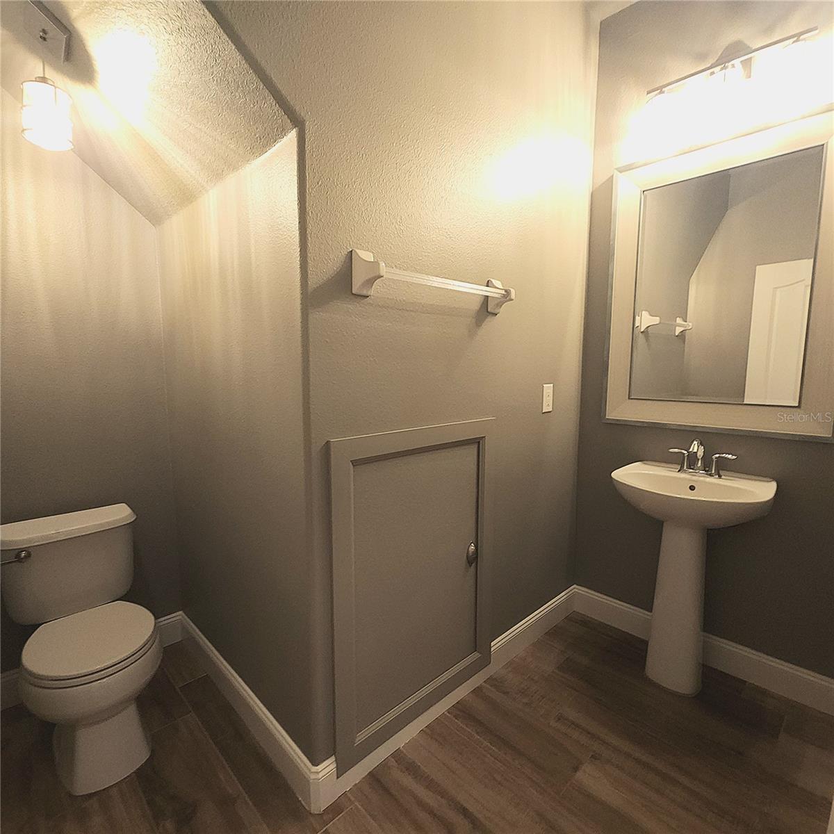1053 PRIORY CIR, WINTER GARDEN, FL, 34787