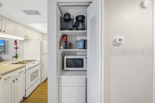 8470 W GULF BLVD #412, TREASURE ISLAND, FL, 33706