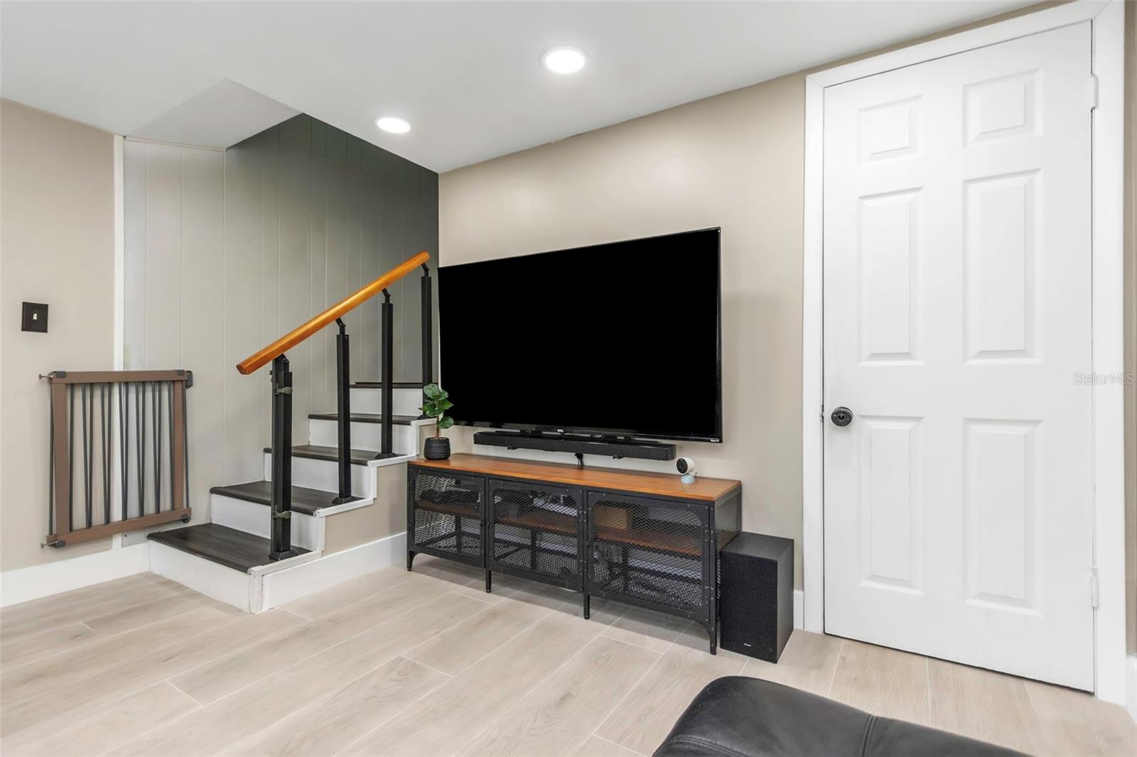 733 1/2 NEW JERSEY ST, CLEARWATER, FL, 33756