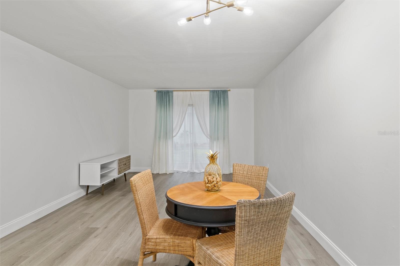 10800 US HIGHWAY 19 N #112, PINELLAS PARK, FL, 33782
