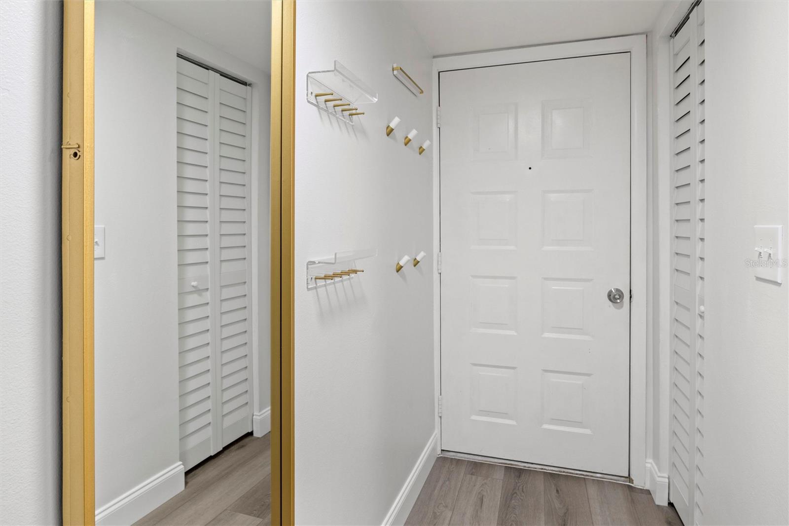 10800 US HIGHWAY 19 N #112, PINELLAS PARK, FL, 33782