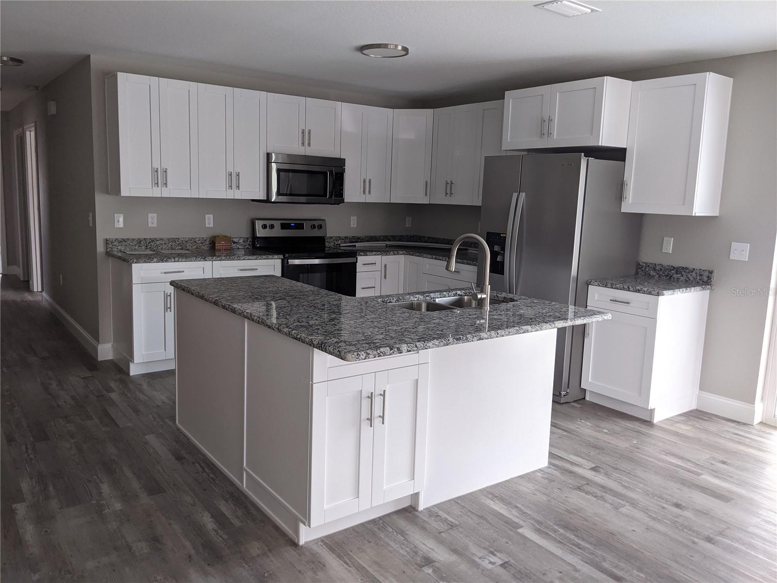 917 WINNIE LN, LAKELAND, FL, 33813