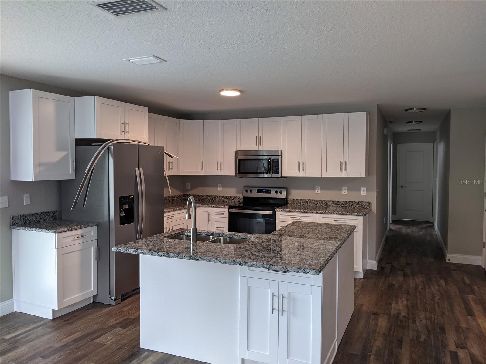 915 WINNIE LN, LAKELAND, FL, 33813