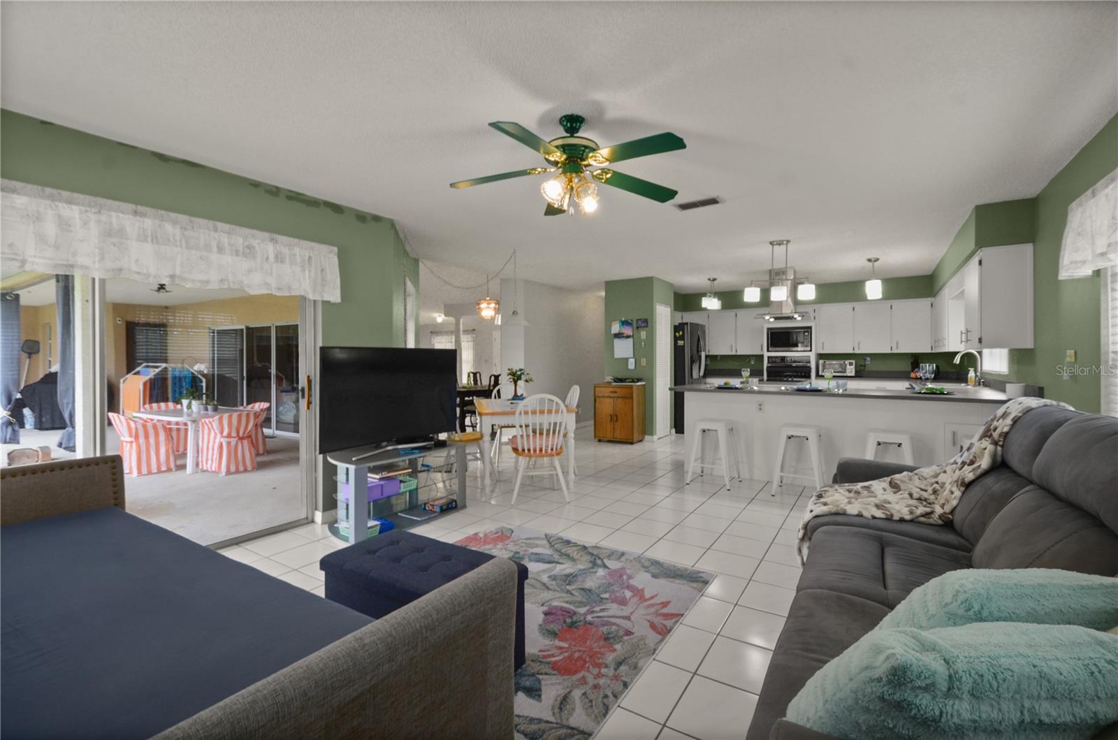 2101 APPY LN, APOPKA, FL, 32712
