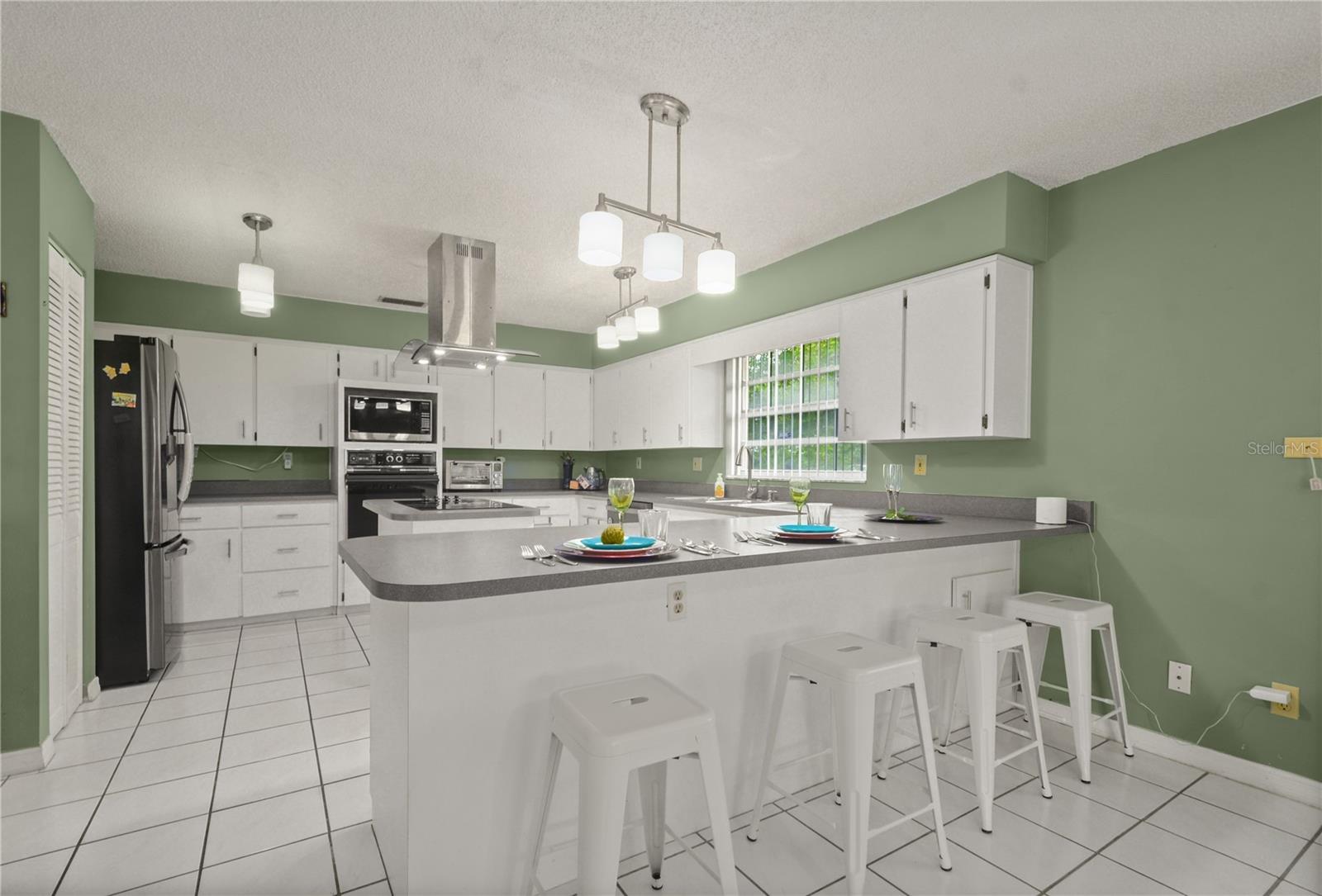 2101 APPY LN, APOPKA, FL, 32712