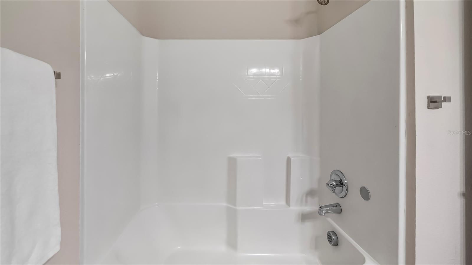 221 BELLA WAY, GROVELAND, FL, 34736