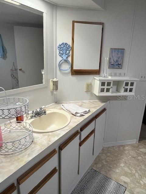 810 LOUISE ST, BRANDON, FL, 33511