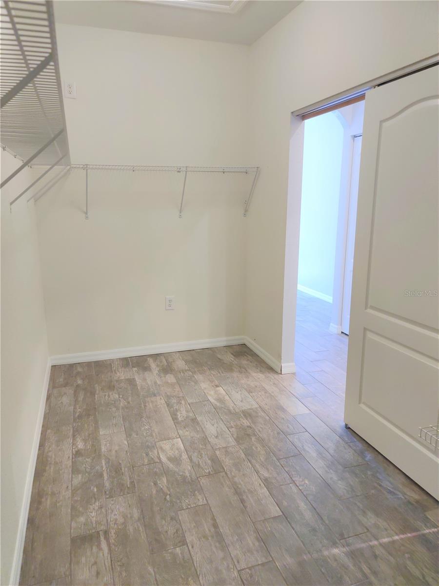 5883 MONROE RD, VENICE, FL, 34293