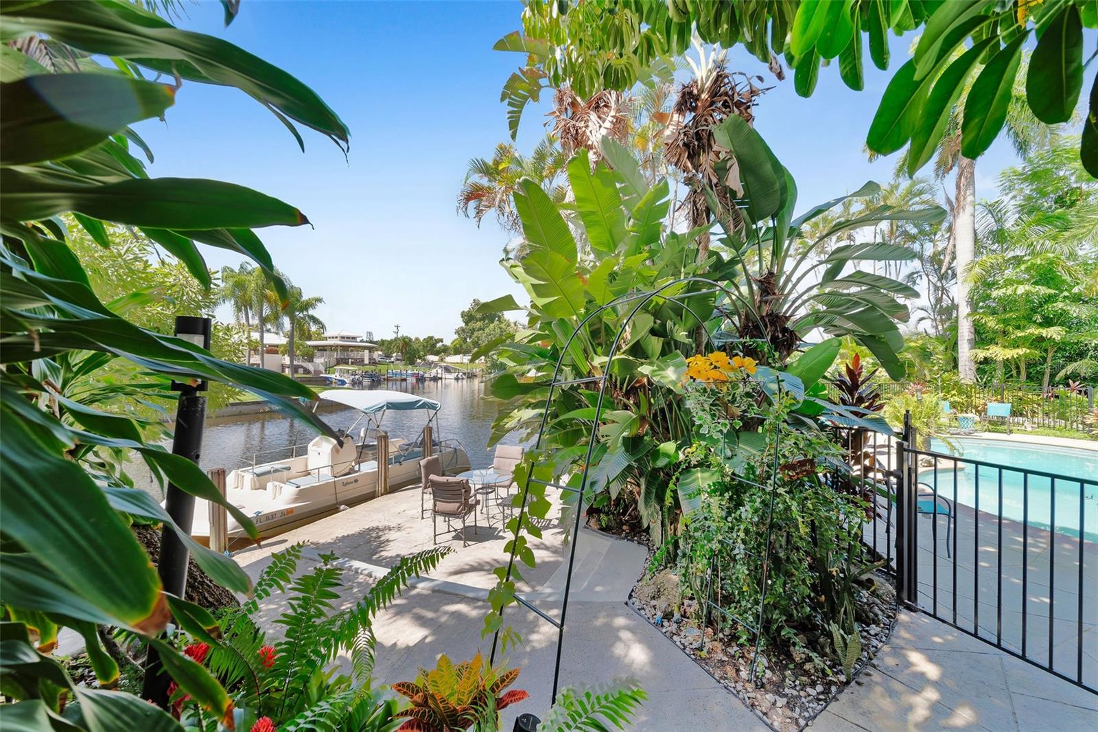 782 HYDRANGEA DR, NORTH FORT MYERS, FL, 33903
