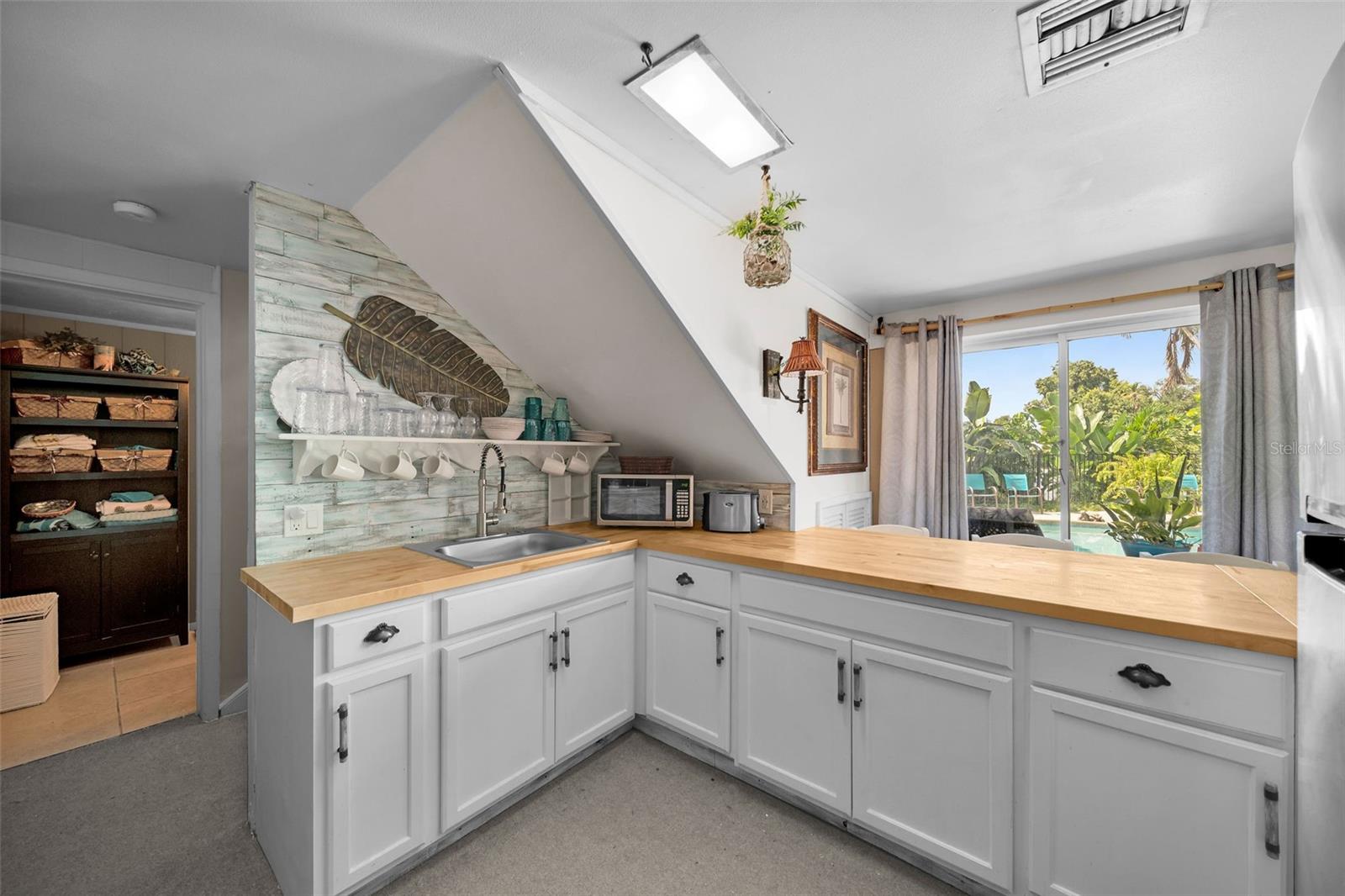 782 HYDRANGEA DR, NORTH FORT MYERS, FL, 33903