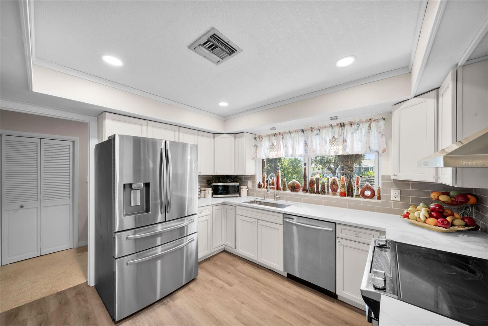 782 HYDRANGEA DR, NORTH FORT MYERS, FL, 33903