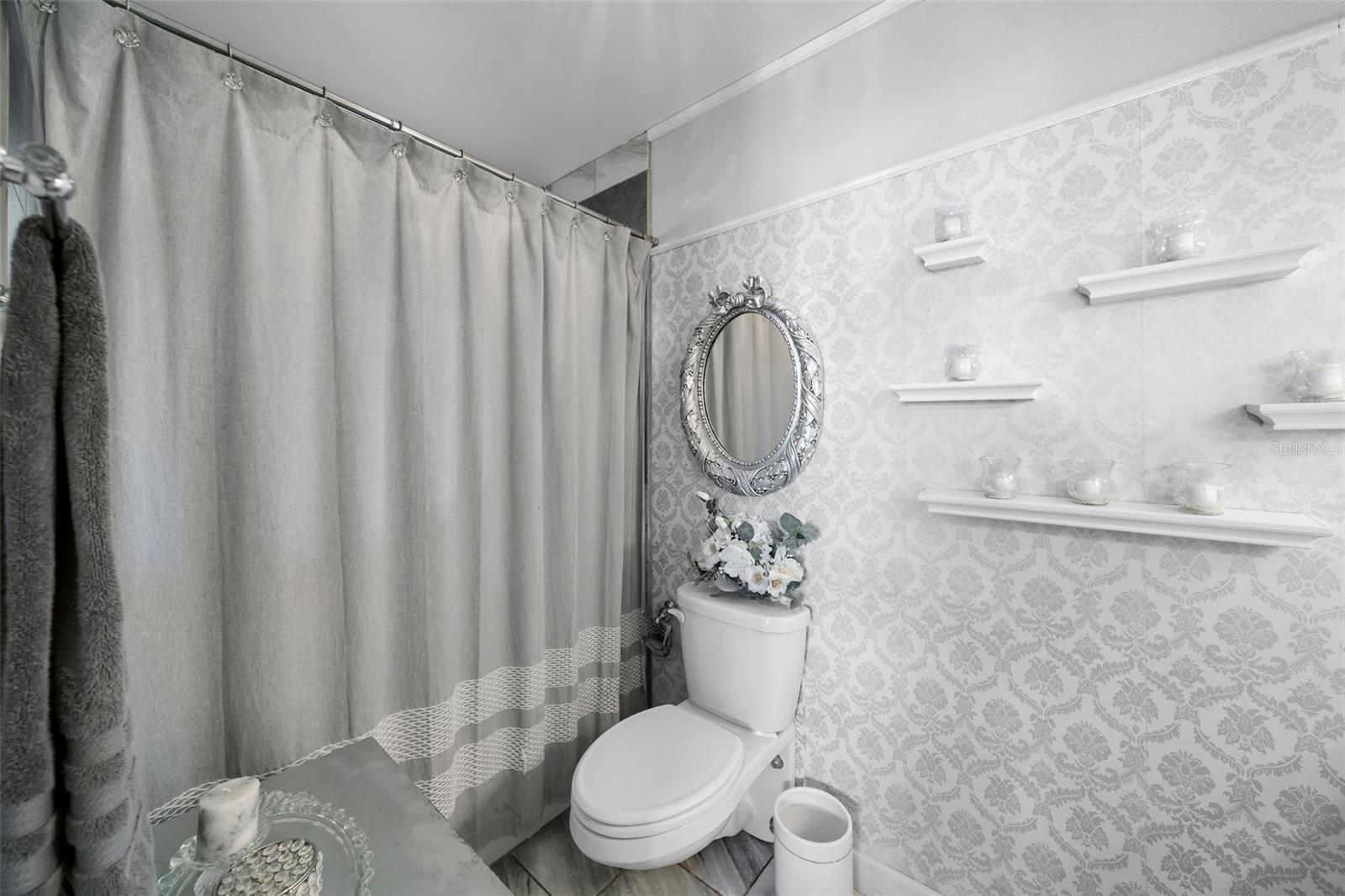 782 HYDRANGEA DR, NORTH FORT MYERS, FL, 33903