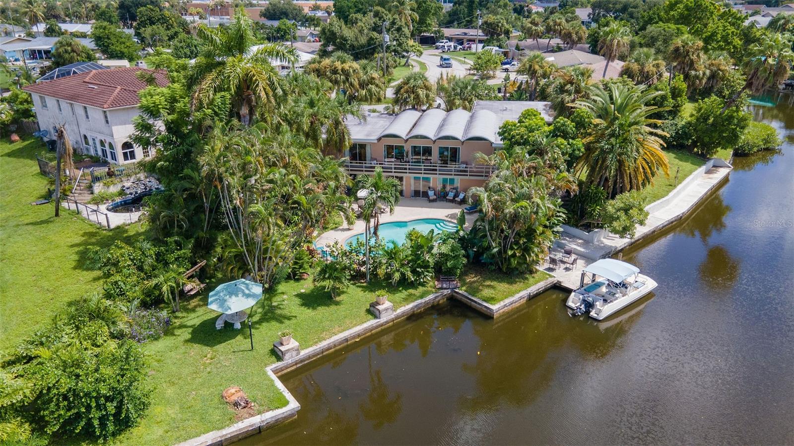 782 HYDRANGEA DR, NORTH FORT MYERS, FL, 33903