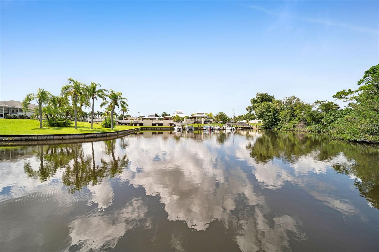 782 HYDRANGEA DR, NORTH FORT MYERS, FL, 33903