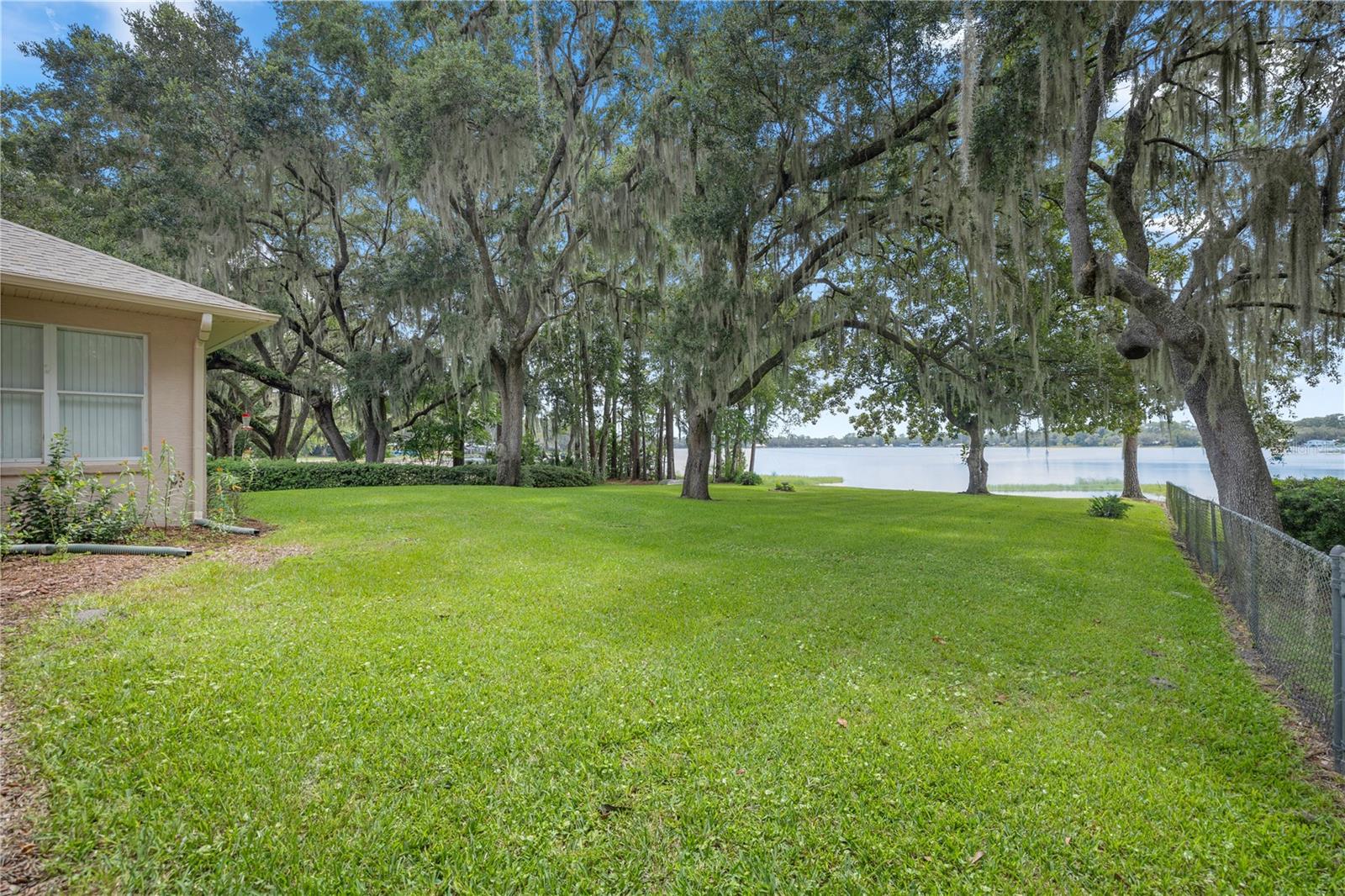 11196 NE 227TH PLACE RD, FORT MC COY, FL, 32134