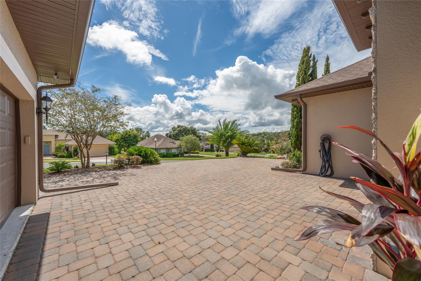 39505 HILLRISE LN, LADY LAKE, FL, 32159