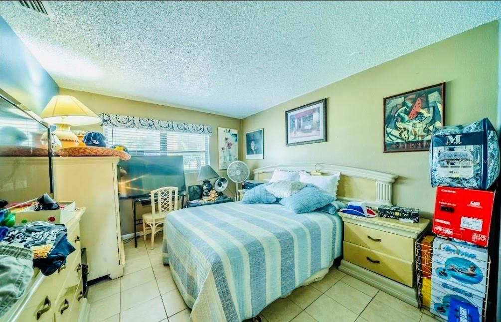 5050 74TH ST N #1, ST PETERSBURG, FL, 33709