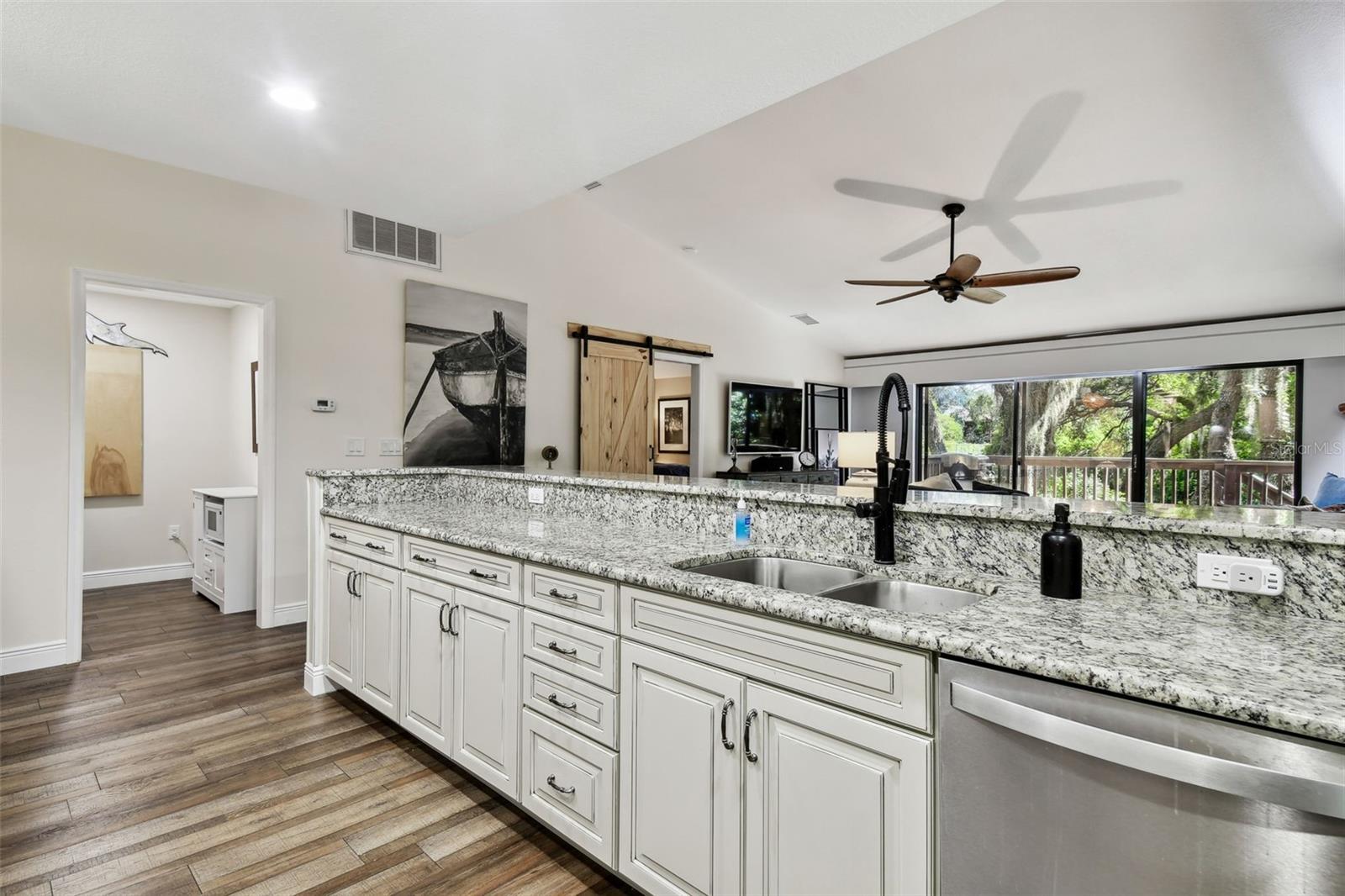 1900 WHISPERING WAY, TARPON SPRINGS, FL, 34689