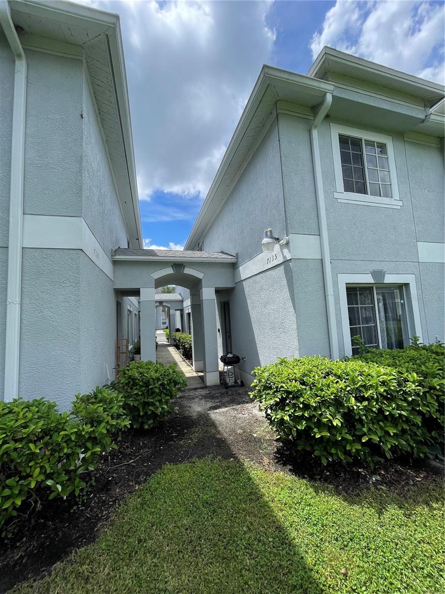 7135 WATERSIDE DR, TAMPA, FL, 33617