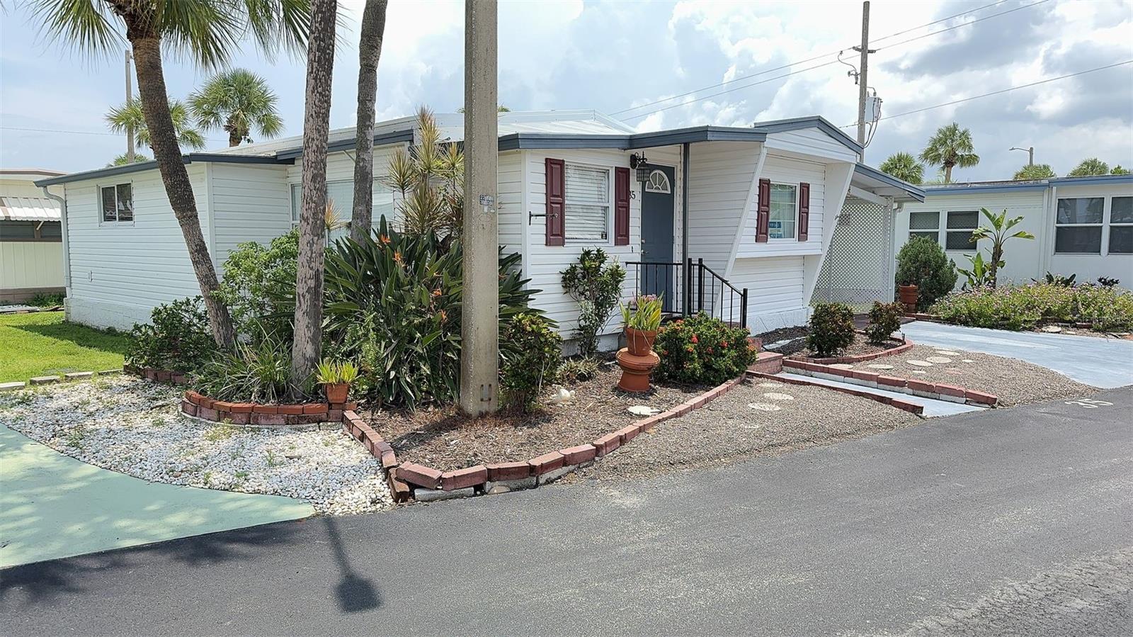 4851 W GANDY BLVD #B11L35, TAMPA, FL, 33611