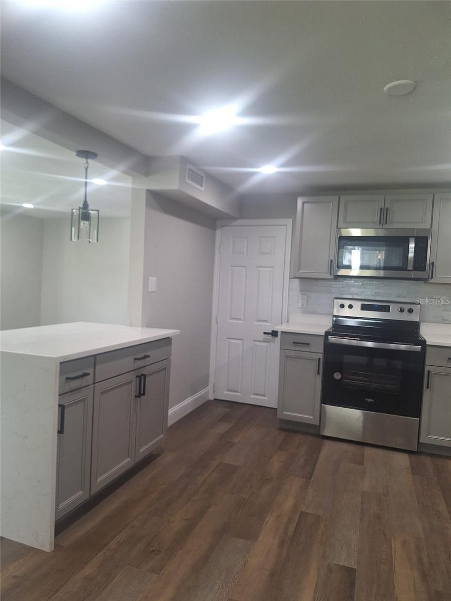 5801 12TH ST, ZEPHYRHILLS, FL, 33542