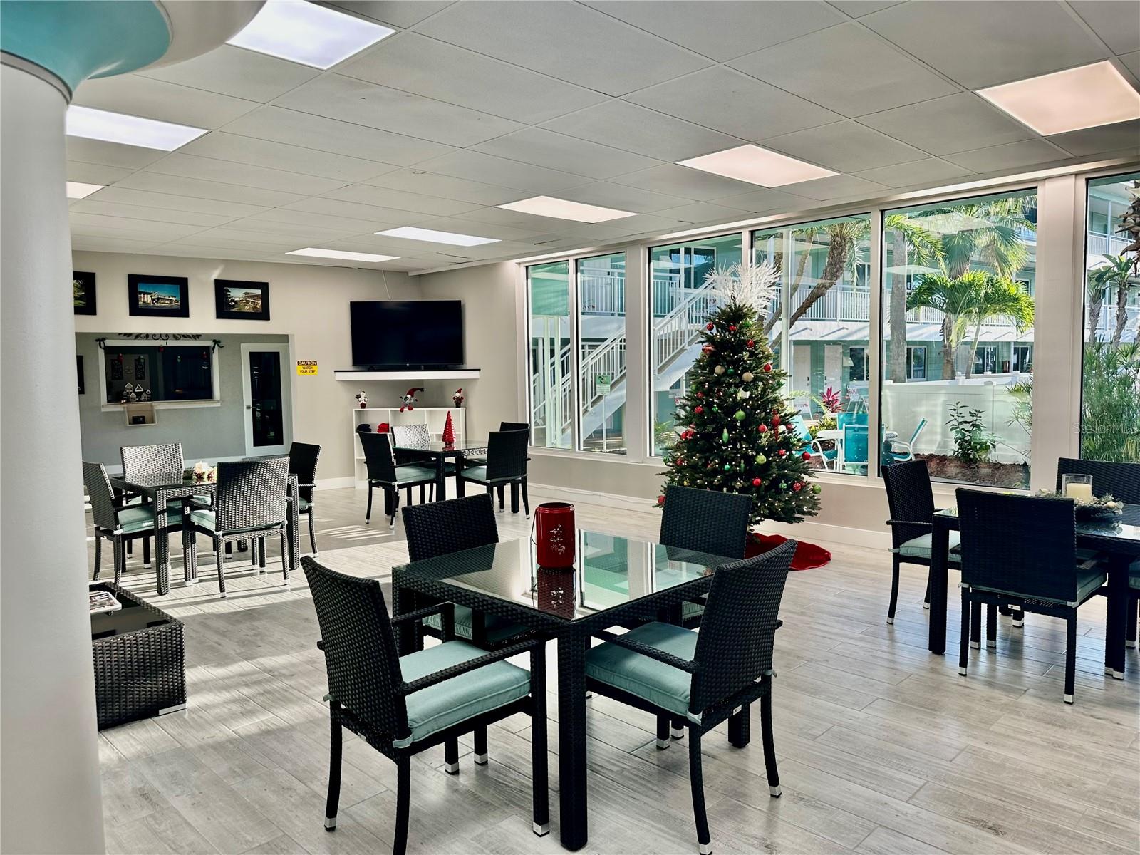 11730 GULF BLVD #12, ST PETERSBURG, FL, 33706