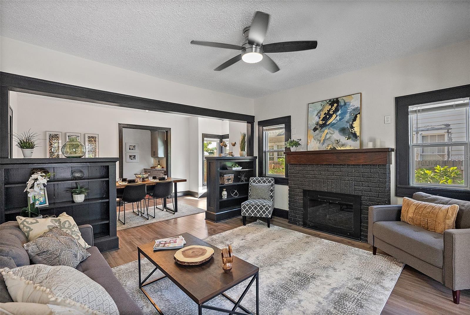 2111 BURLINGTON AVE N, ST PETERSBURG, FL, 33713