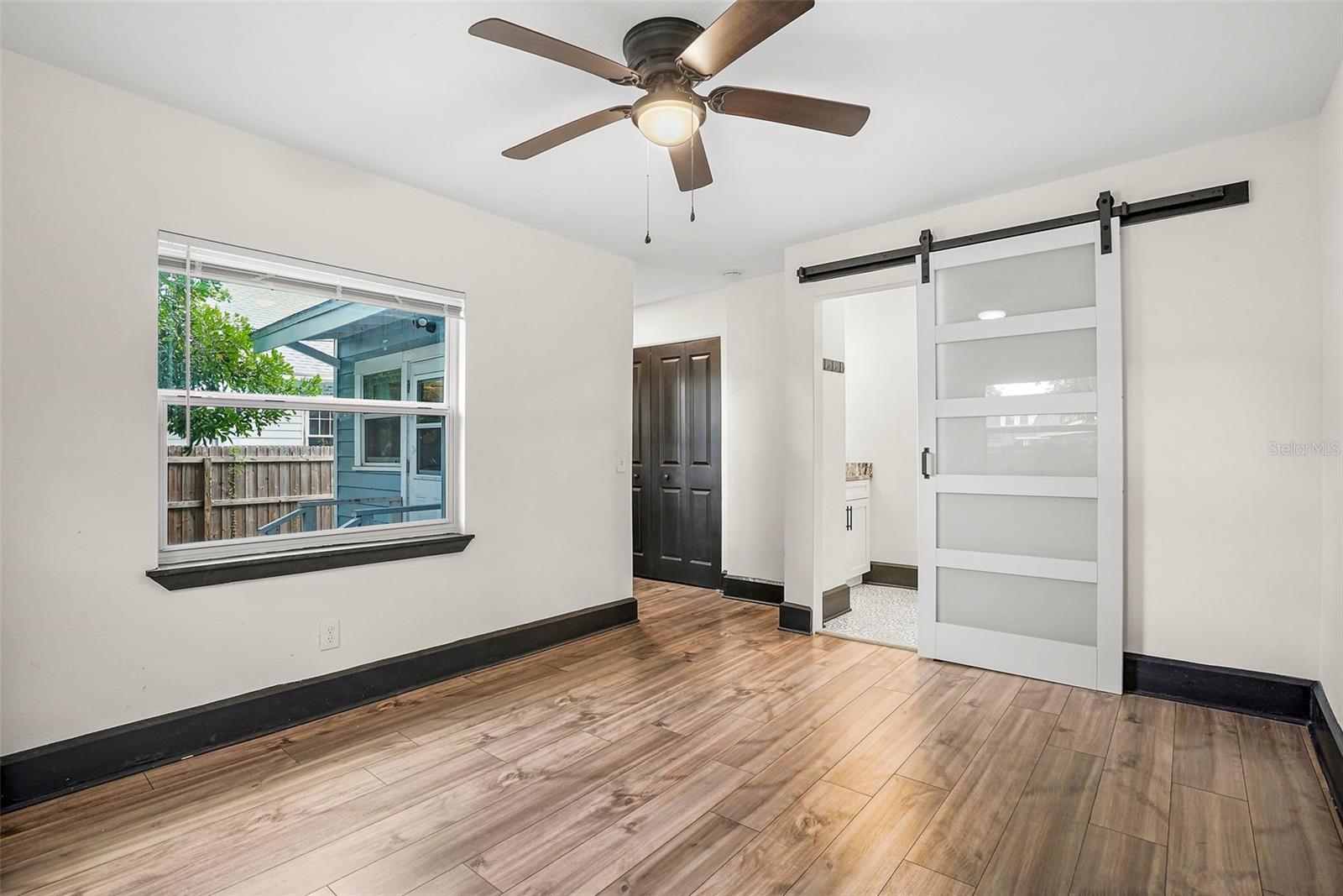 2111 BURLINGTON AVE N, ST PETERSBURG, FL, 33713