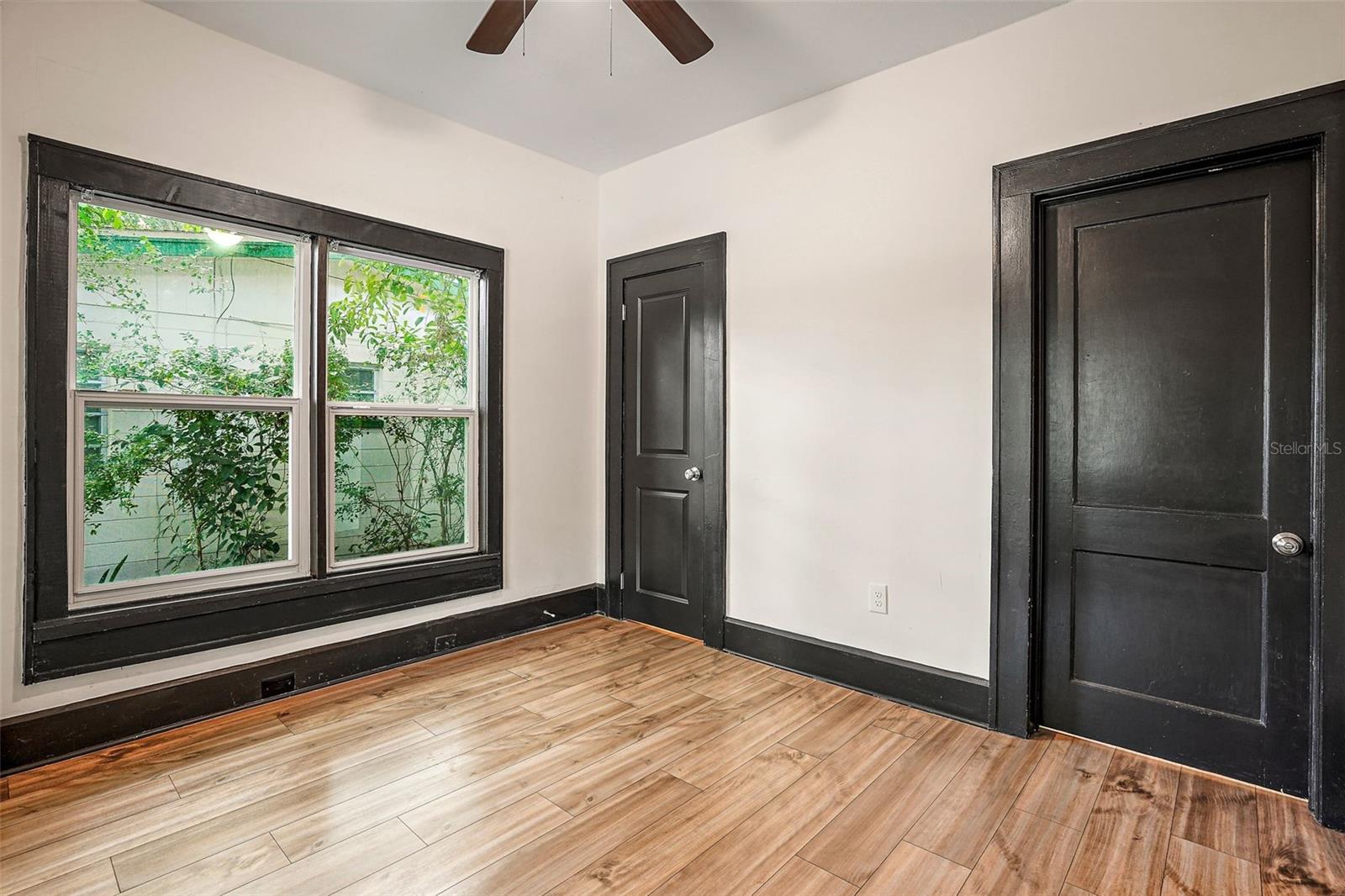 2111 BURLINGTON AVE N, ST PETERSBURG, FL, 33713