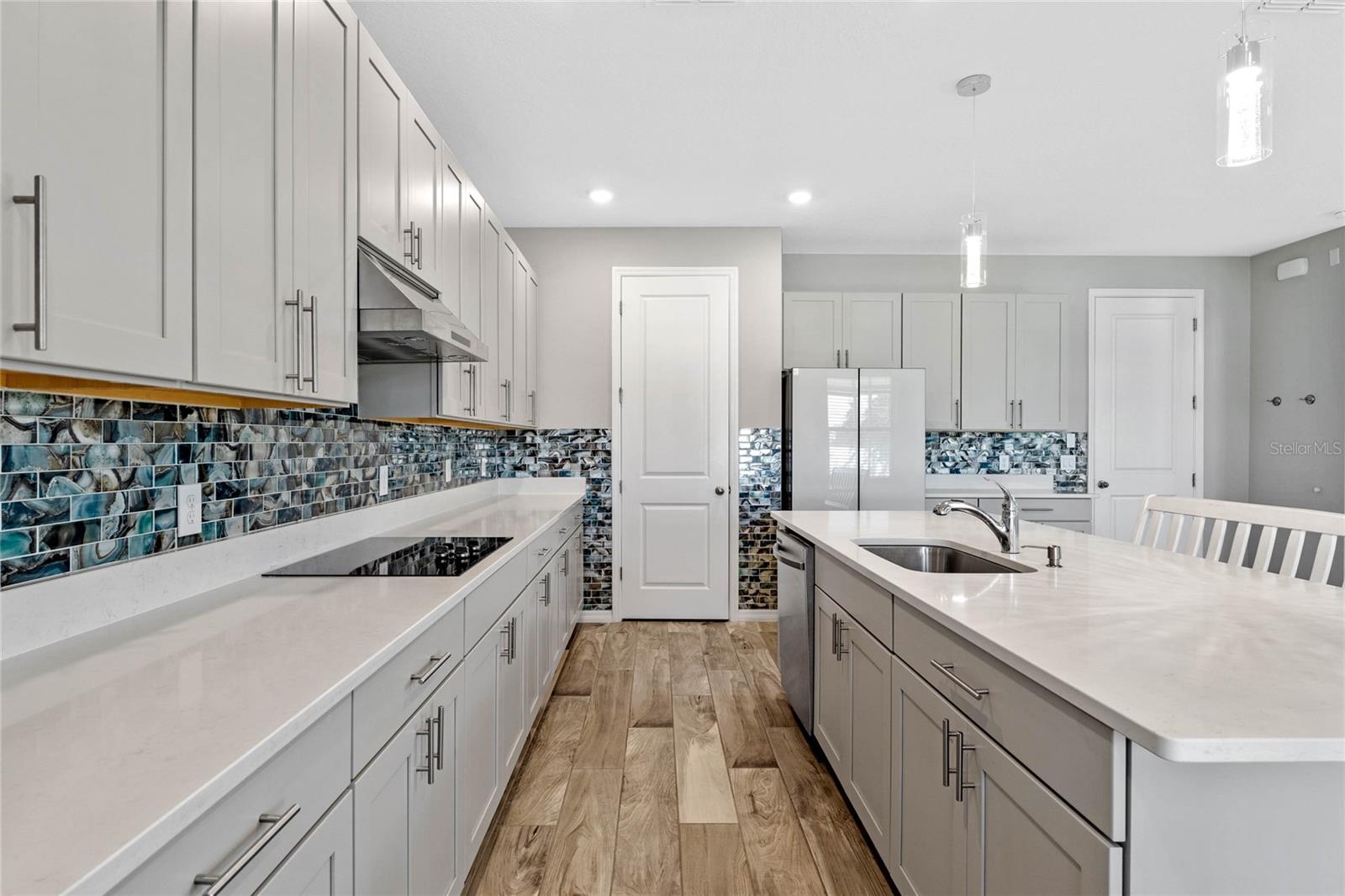 9100 WAVERLY WALK DR, ORLANDO, FL, 32817