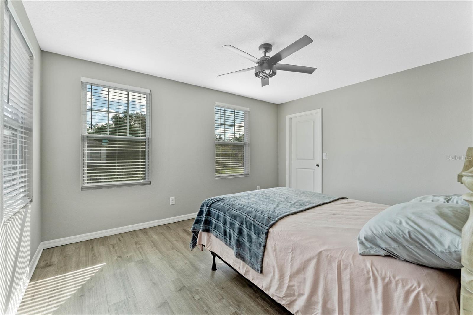 9100 WAVERLY WALK DR, ORLANDO, FL, 32817