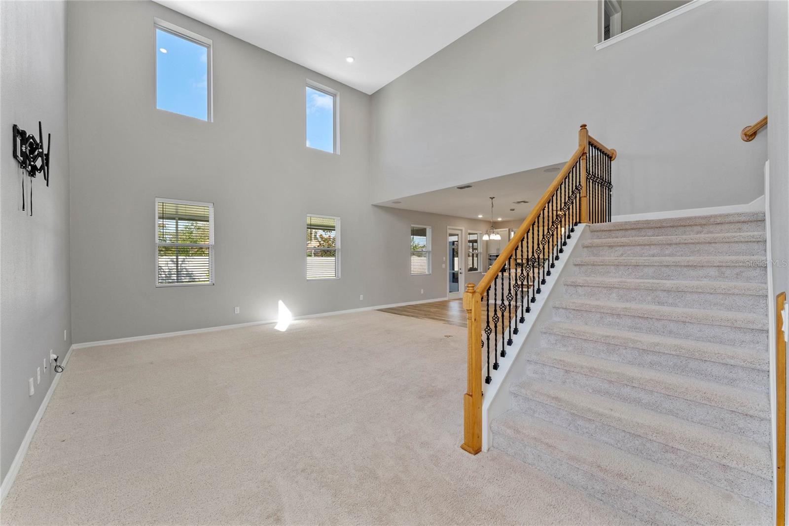 9100 WAVERLY WALK DR, ORLANDO, FL, 32817