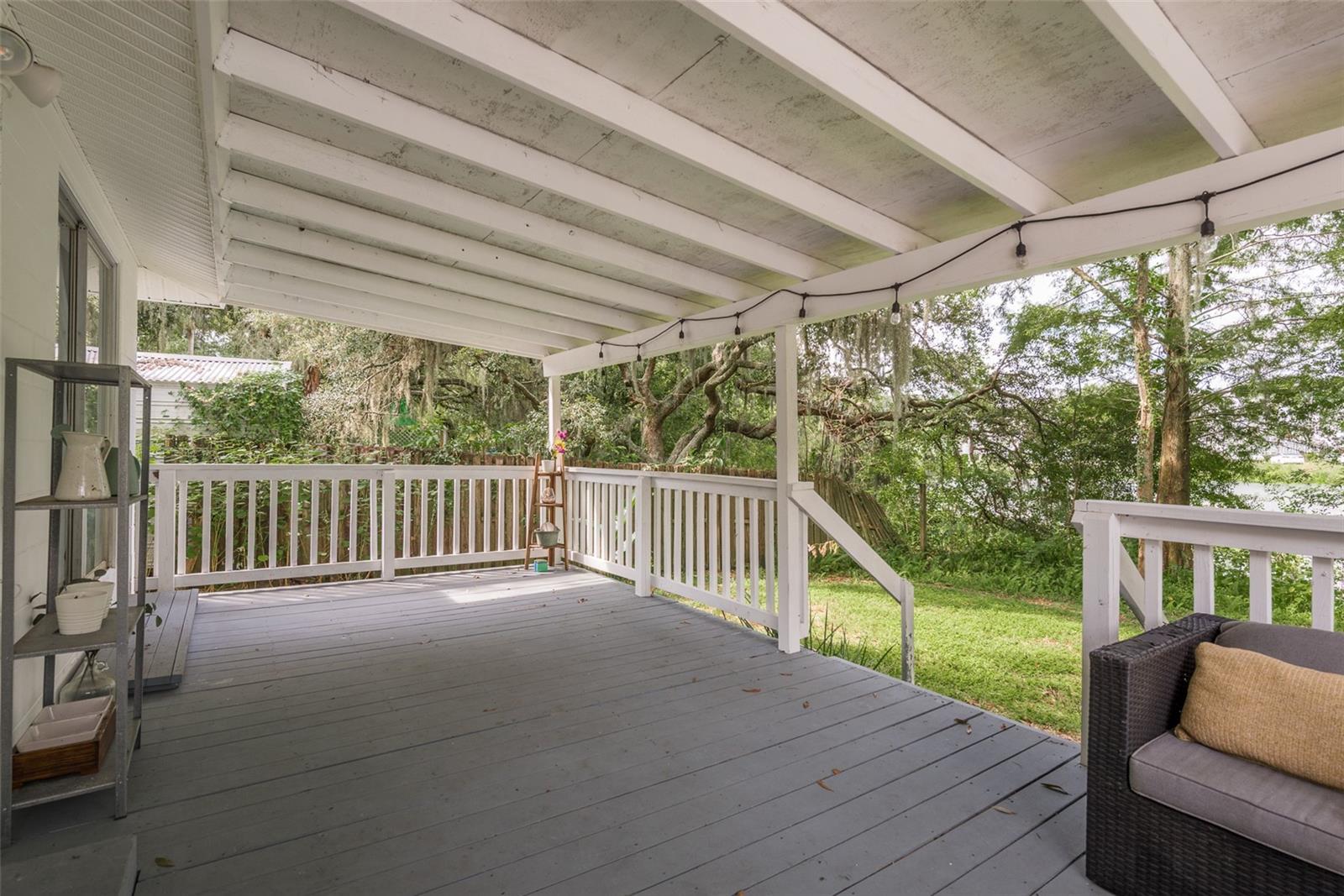 12318 WOODLEIGH AVE, TAMPA, FL, 33612