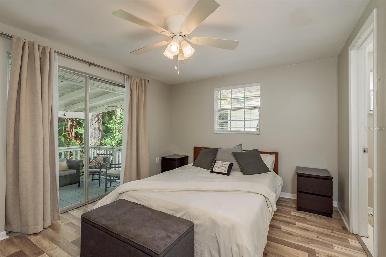 12318 WOODLEIGH AVE, TAMPA, FL, 33612
