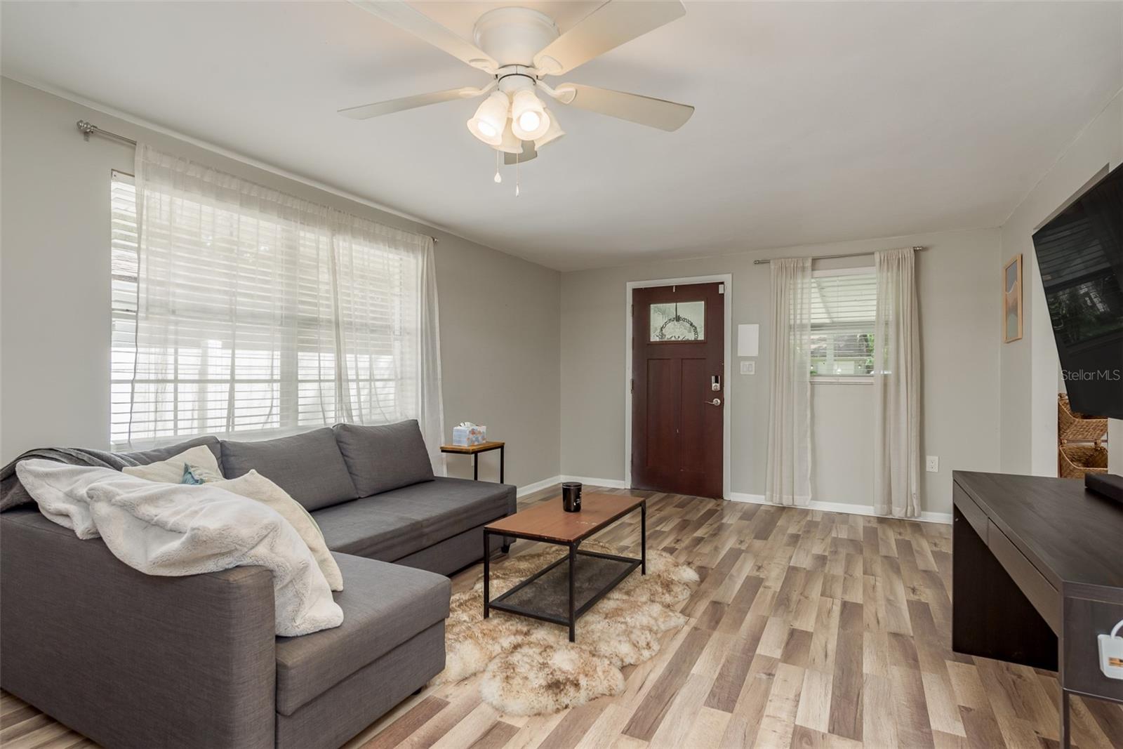 12318 WOODLEIGH AVE, TAMPA, FL, 33612