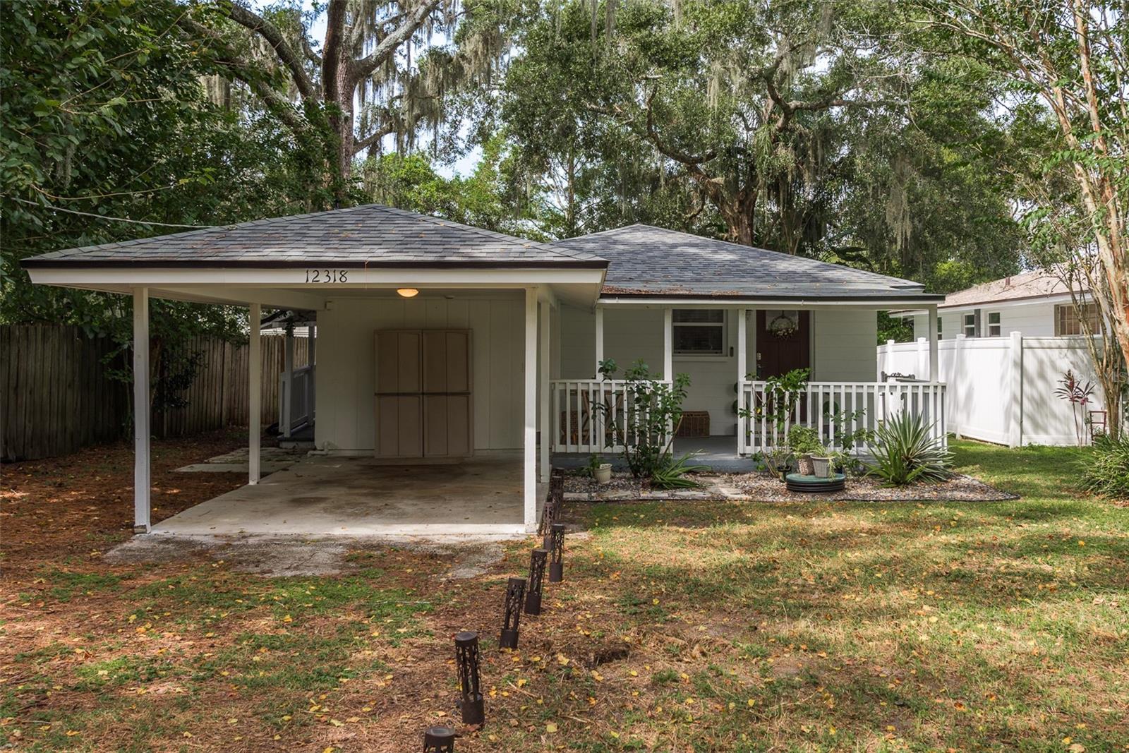 12318 WOODLEIGH AVE, TAMPA, FL, 33612
