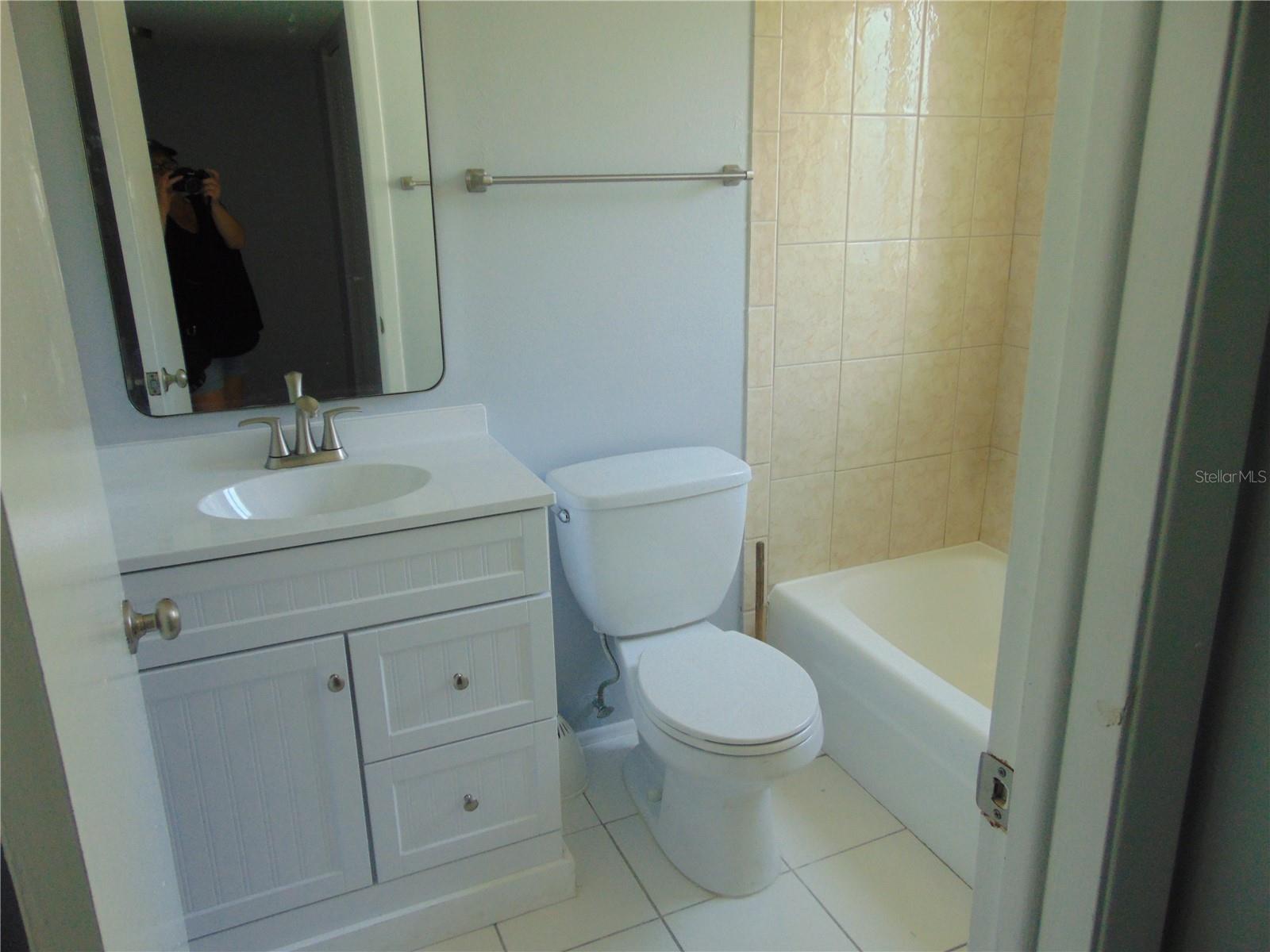 3206 W AZEELE ST #225, TAMPA, FL, 33609