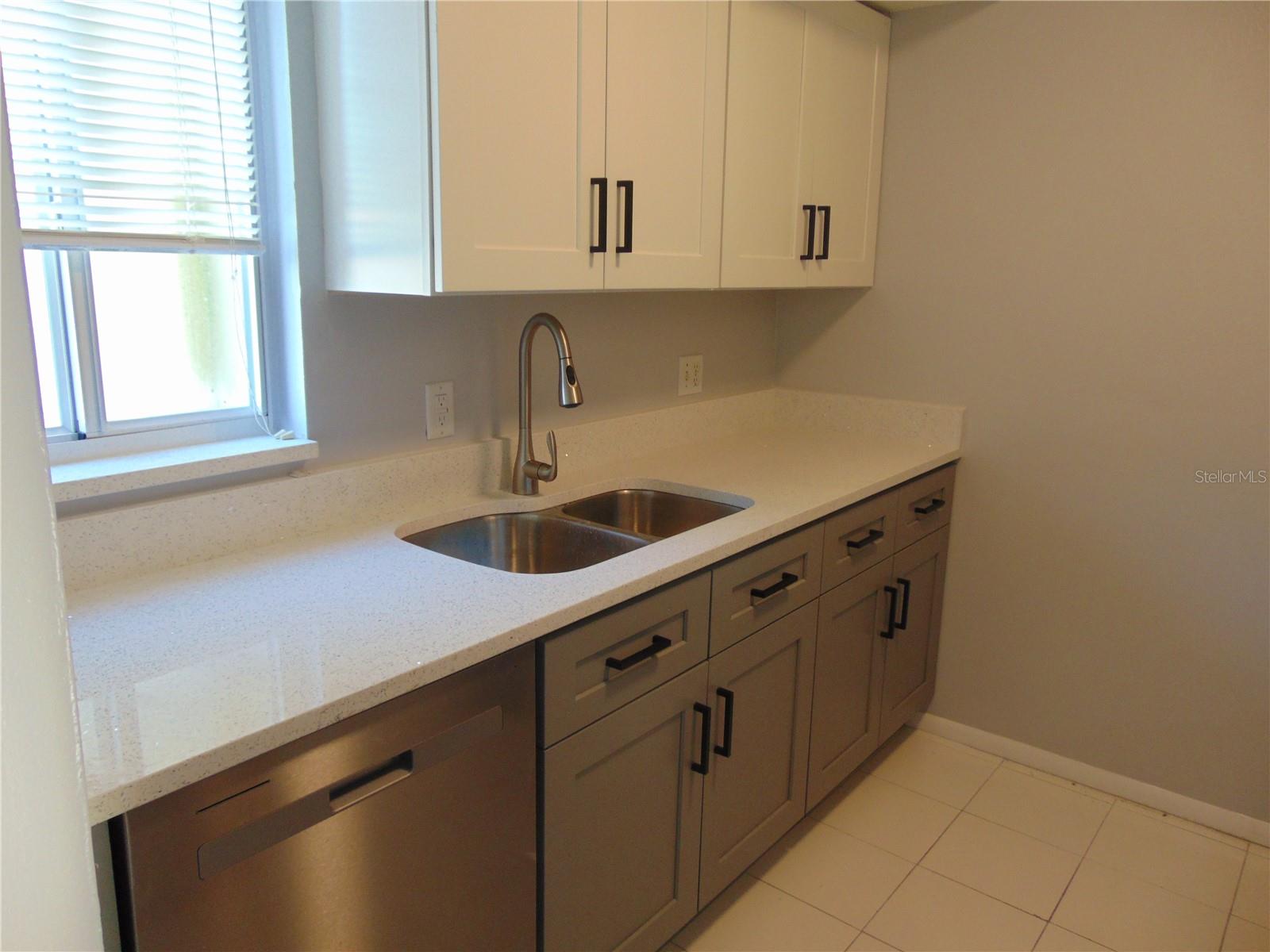 3206 W AZEELE ST #225, TAMPA, FL, 33609