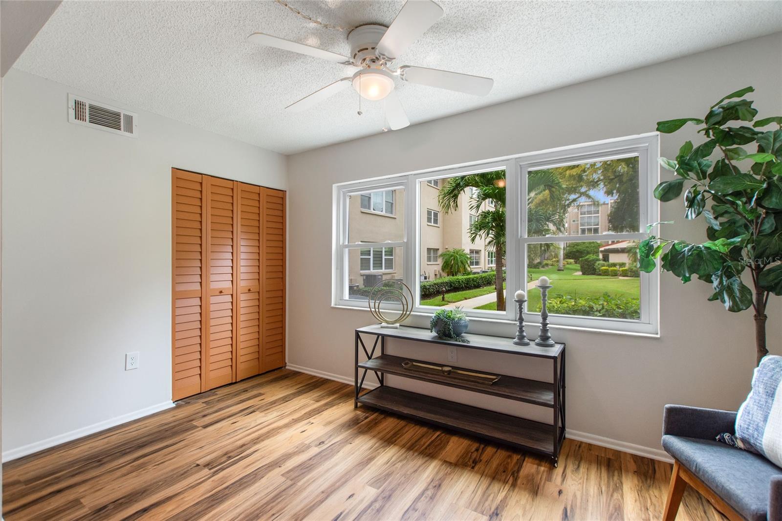 1241 S MARTIN LUTHER KING JR AVE #104, CLEARWATER, FL, 33756