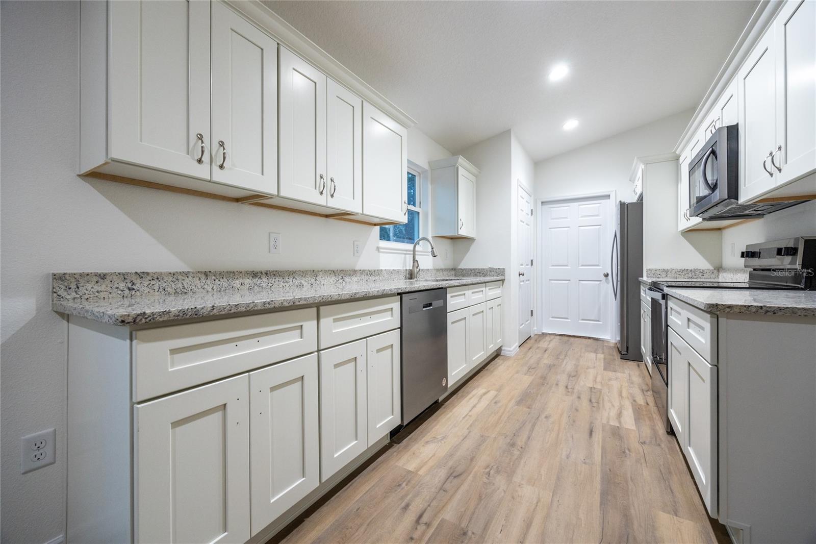 24119 NW MALLARD AVE, DUNNELLON, FL, 34431