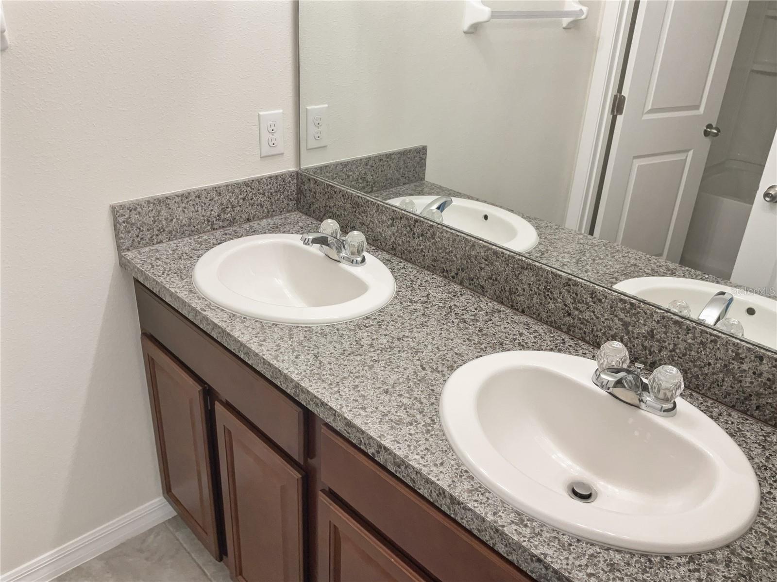 2110 PURPLE ORCHID PL, RUSKIN, FL, 33570