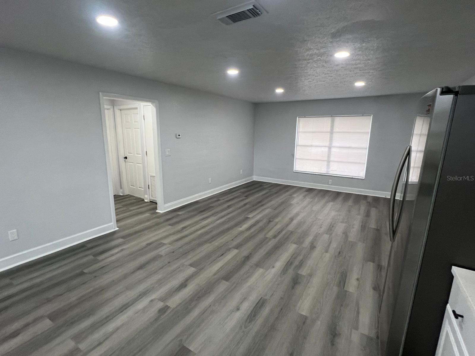 504 MAYDELL DR, TAMPA, FL, 33619